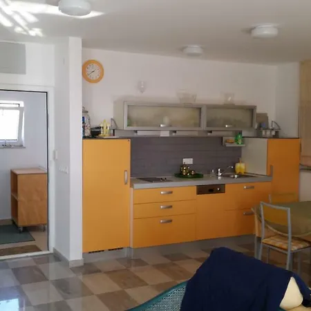 Vipava شقة *