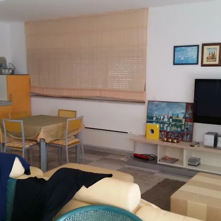 Vipava سيلتسي