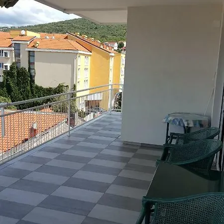 Vipava Apartment *