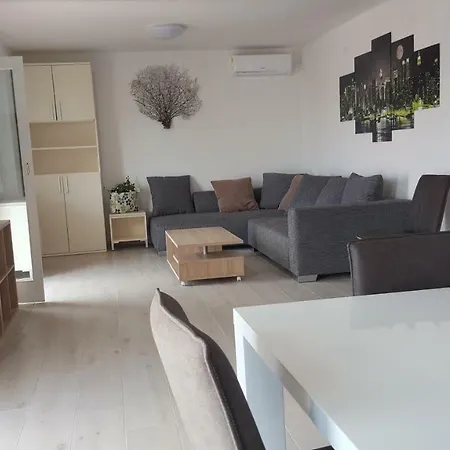 Apartment Vipava *