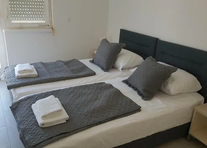 Vipava * سيلتسي